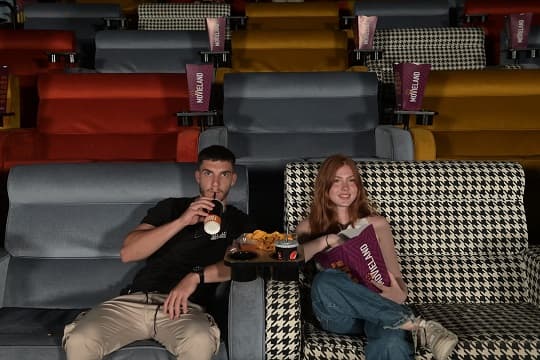 כרטיס זוגי לסרט ברשת MOVIELAND