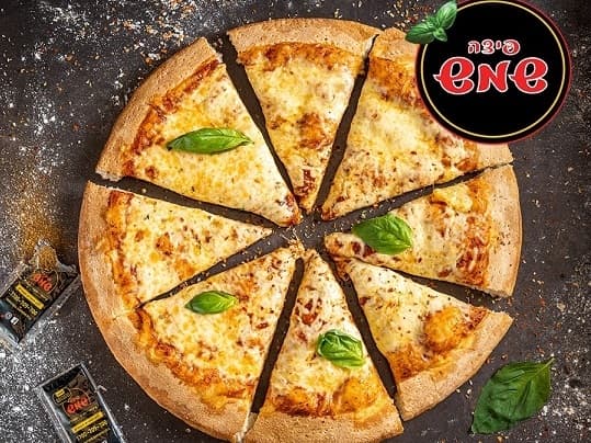 2 פיצות משפחתיות+ לחם שום בפיצה שמש