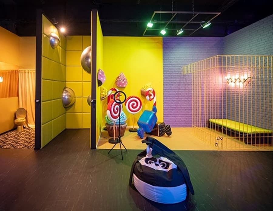 כרטיס כניסה זוגי למתחם צילום וחדרי טיקטוק SET UP